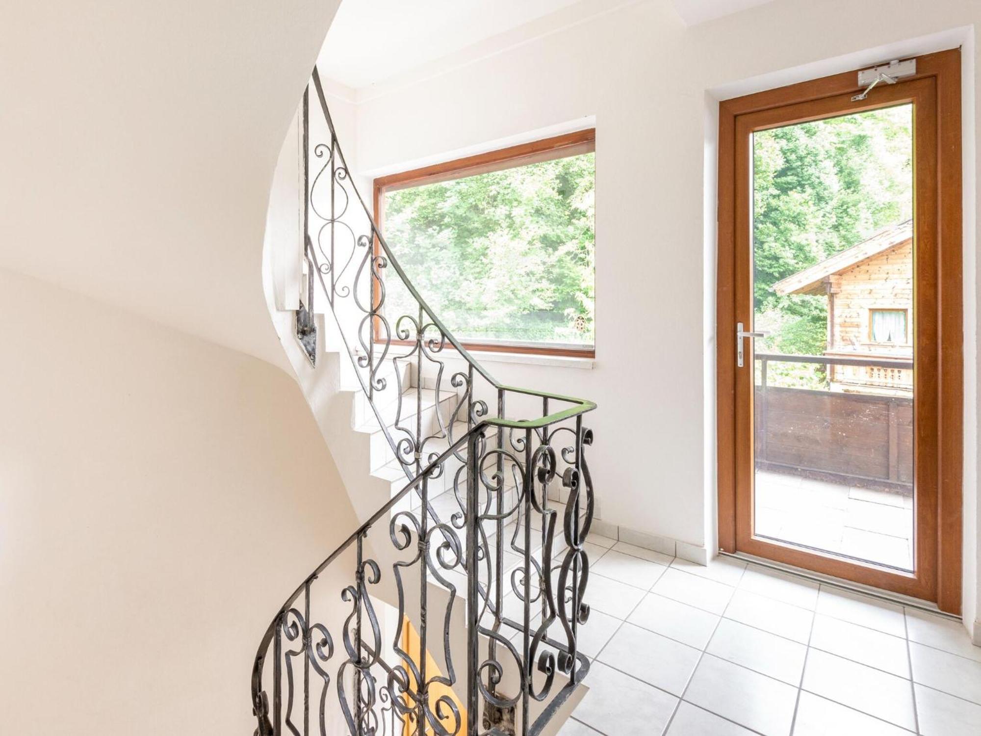 Property In Kirchbichl Exteriör bild