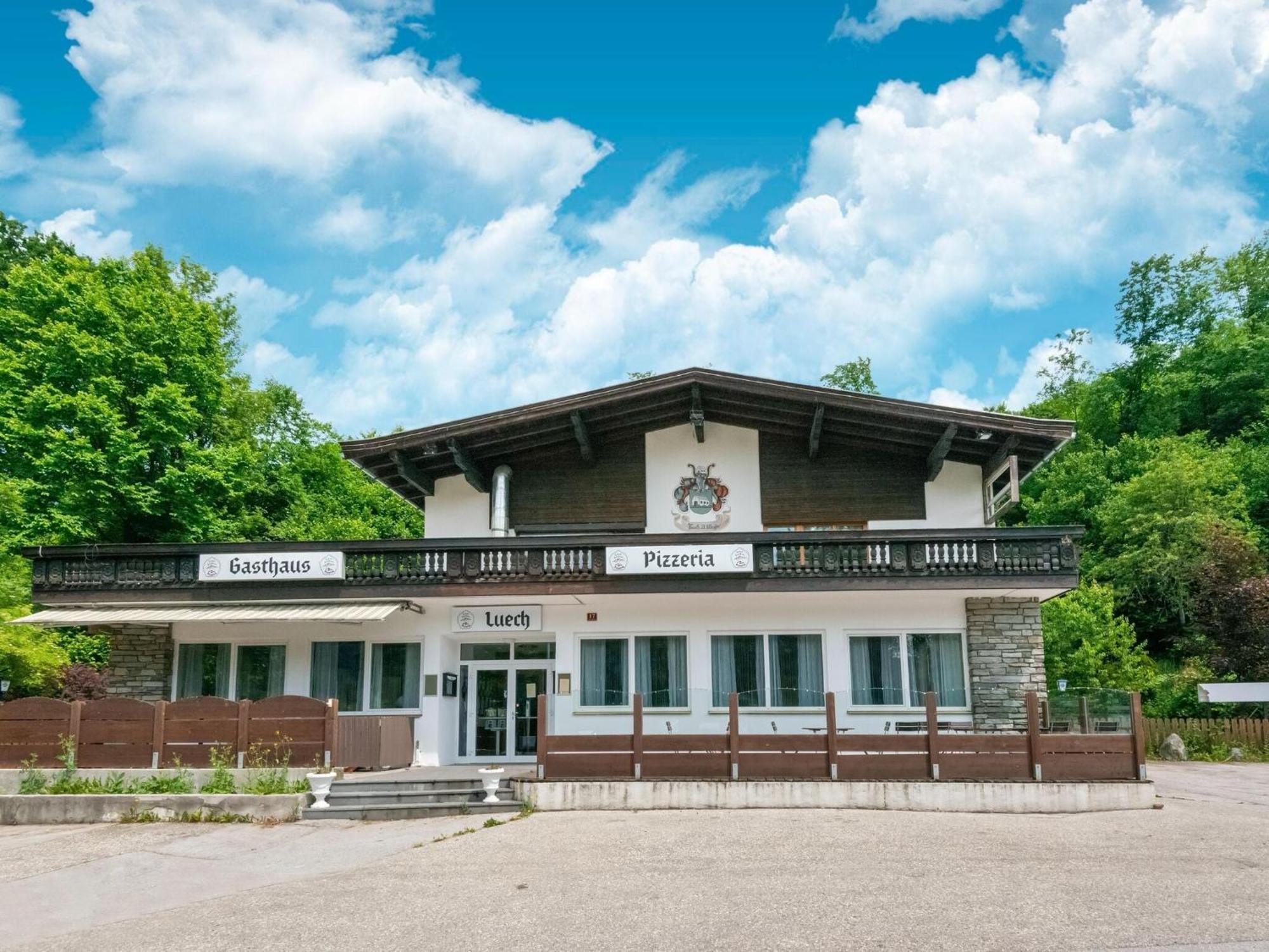 Property In Kirchbichl Exteriör bild