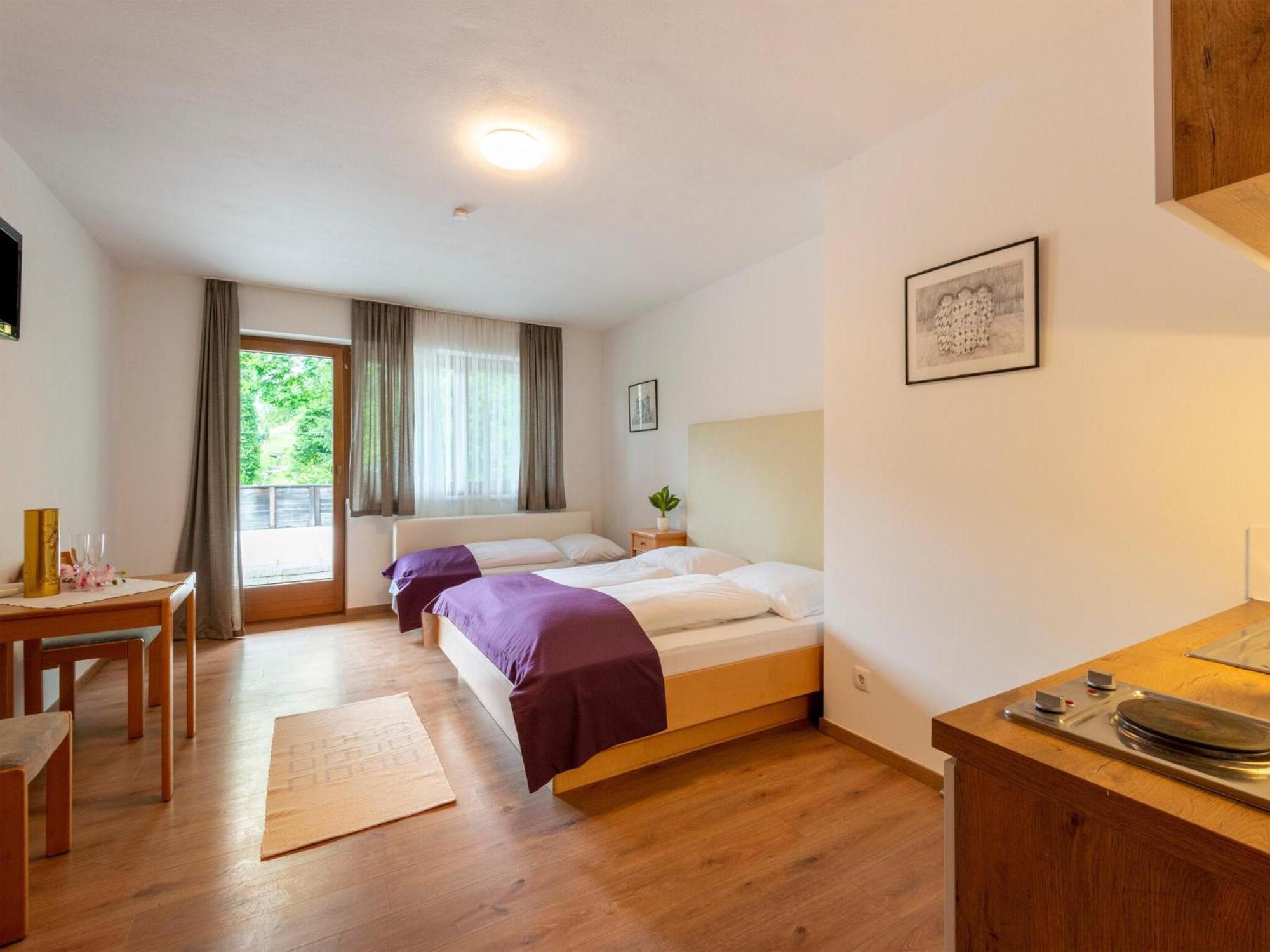 Property In Kirchbichl Exteriör bild